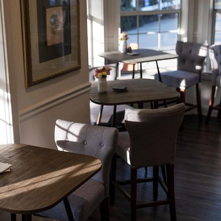Hounds Tooth Inn Oakhurst Exterior foto