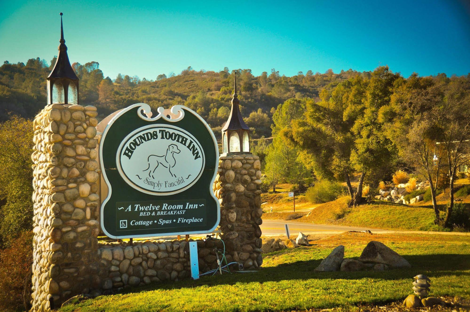 Hounds Tooth Inn Oakhurst Exterior foto